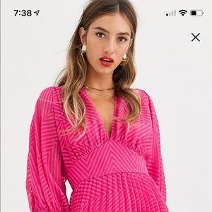 Beautiful unworn fuschia dress (tags still be on)